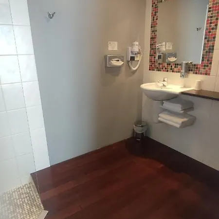 滨海酒店 酒店 圣伊莱尔·德列