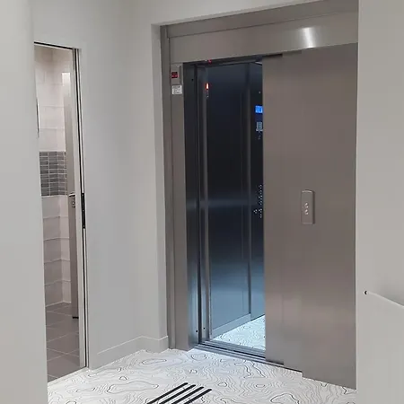 滨海酒店 3*