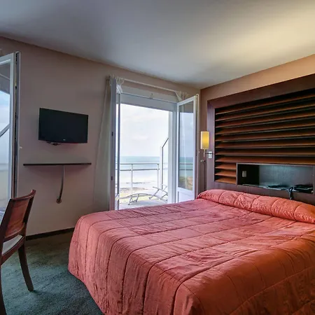 La Corniche Отель 3*