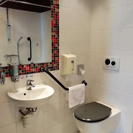 Отель La Corniche 3*