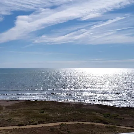Отель La Corniche