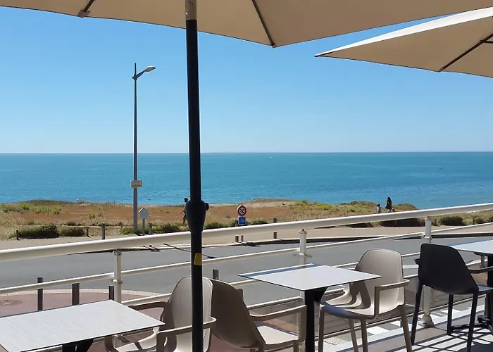 La Corniche Hotel 3*